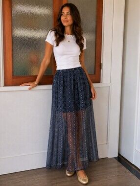 Hollister Blue Half-Sheer Overlay Skirt – Feminine & Flowy